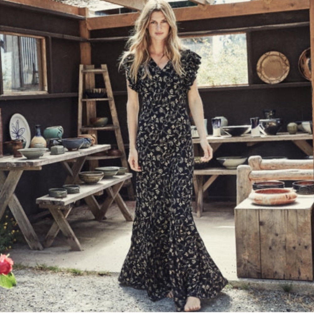 DOEN BRINDILLE DRESS -- BLACK SCROLL PRINT